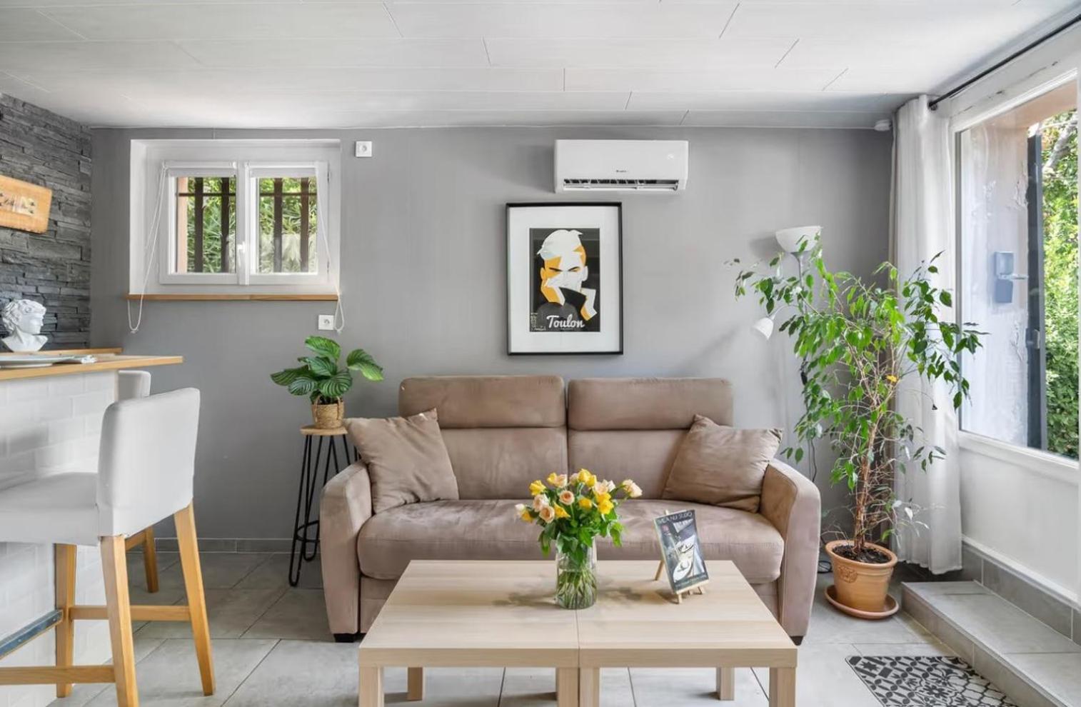 Studio Villa Nui Cuers Kültér fotó